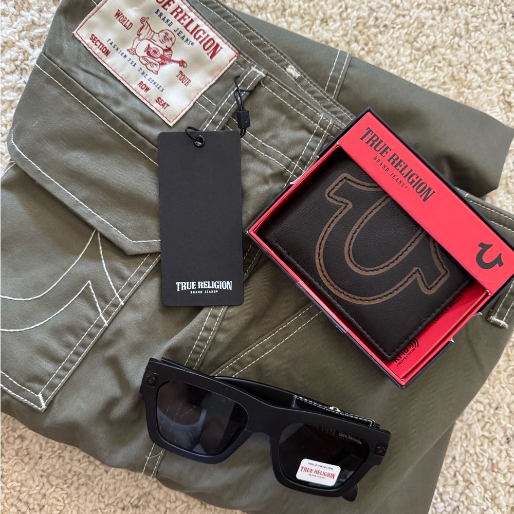 True Religion Olive Cargo Shorts with Black Wallet